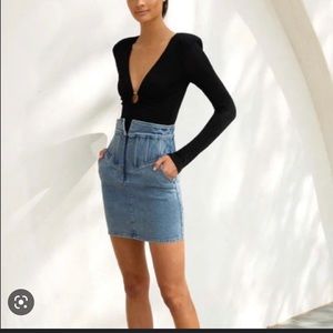 MISHA size US 8 Alma Skirt Jean Denim Vintage look  zip high rise waist￼